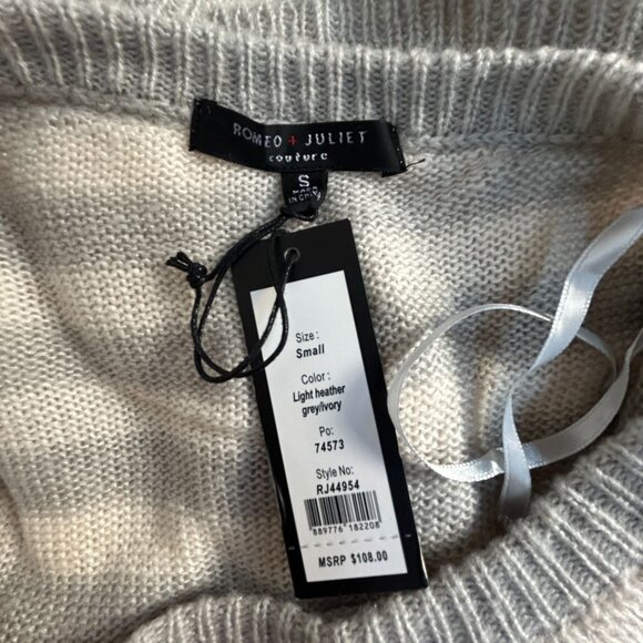 Romeo & Juliet Couture Womens Striped One-Shoulder Sweater Small Grey New $108 - Picture 3 of 8